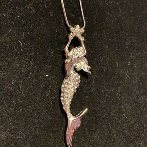 White rhinestone mermaid necklace